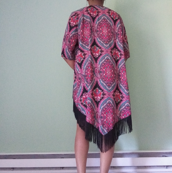 Women's design Lab Paisley printed shawl - Picture 4 of 8